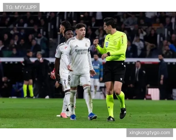 巴尔韦德 vs 卡塞米罗：攻防贡献与角色差异